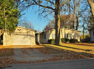 3912 Latham St, Rockford, IL 61103