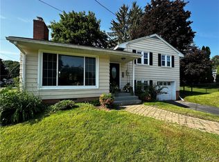 201 Kenny St, Fayetteville, NY 13066