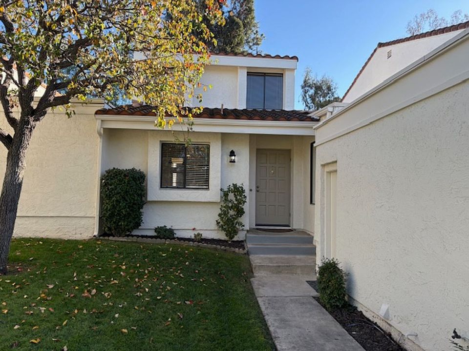 1st image of 17715 Valle De Lobo Dr