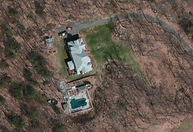 2nd image of 3 Withe Pass