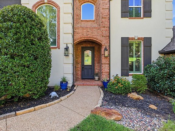 5th image of 2801 Timber Crest Ln