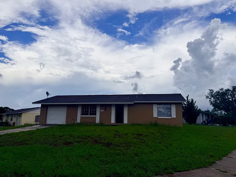5123 Higate Rd — Photo 2
