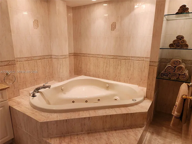 3725 S Ocean Dr #1108 — Photo 19