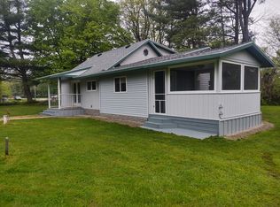 4006 S Chestnut Ave, Newaygo, MI 49337