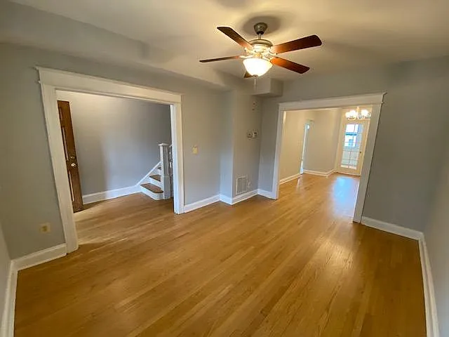 1524 D St NE — Photo 4