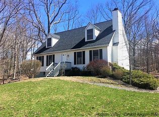 33 Bonticou View Dr, New Paltz, NY 12561