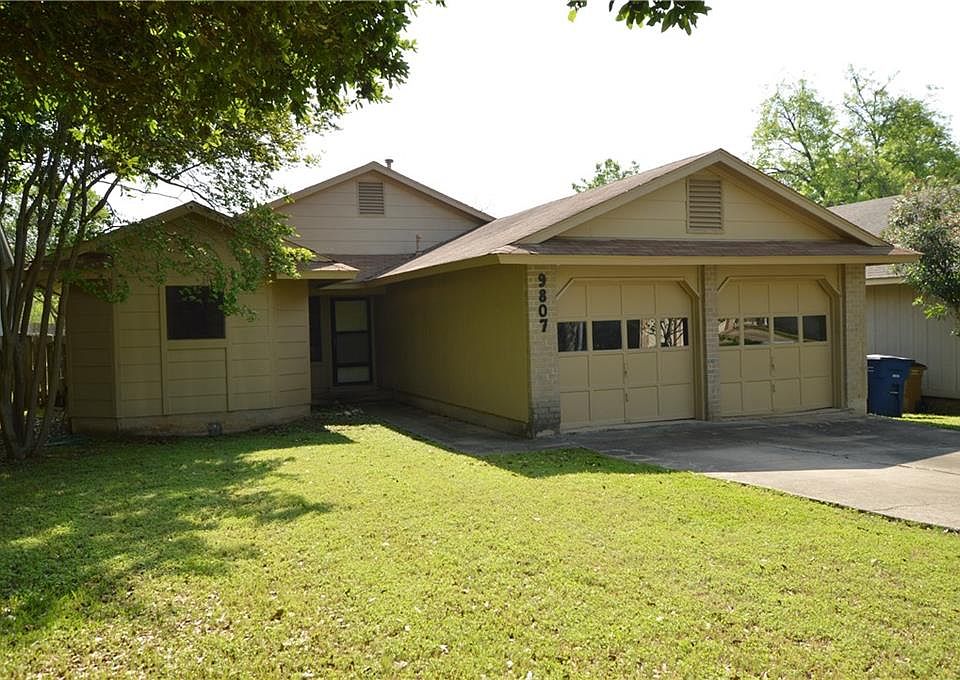 1st image of 9807 Woodshire Dr