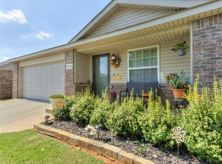 6133 Courtyards Ct, Oklahoma City, OK 73149