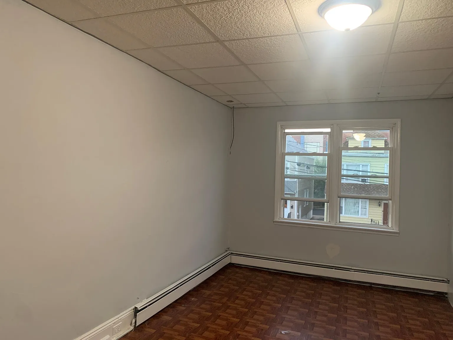 35 Portland Ave — Photo 3