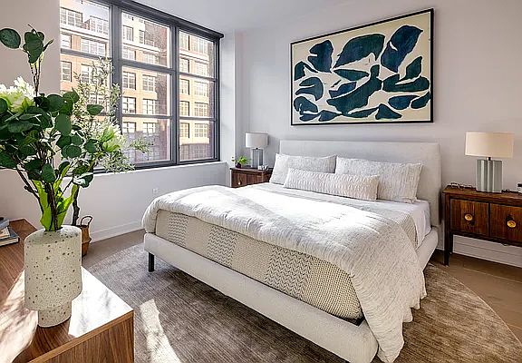 4th image of 85 Jay St Front 18L