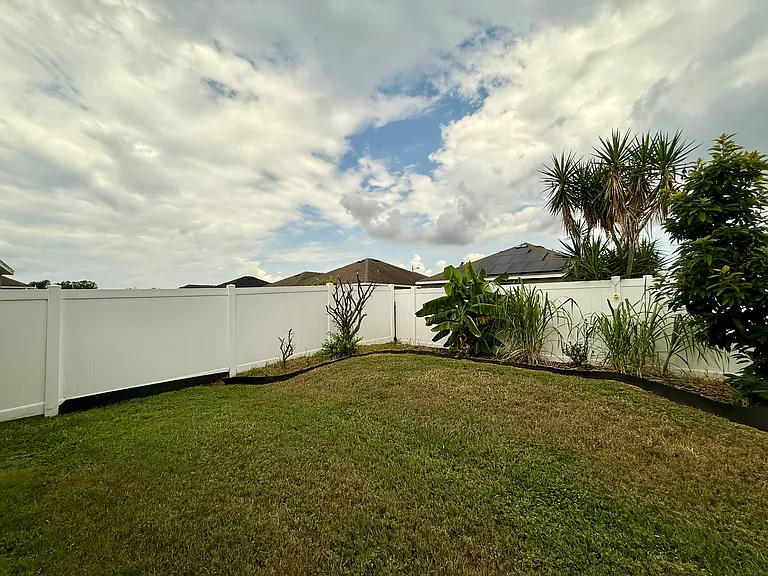 811 Krenson Woods Ln — Photo 34