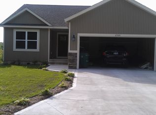 2324 View Ln, Muskegon, MI 49445