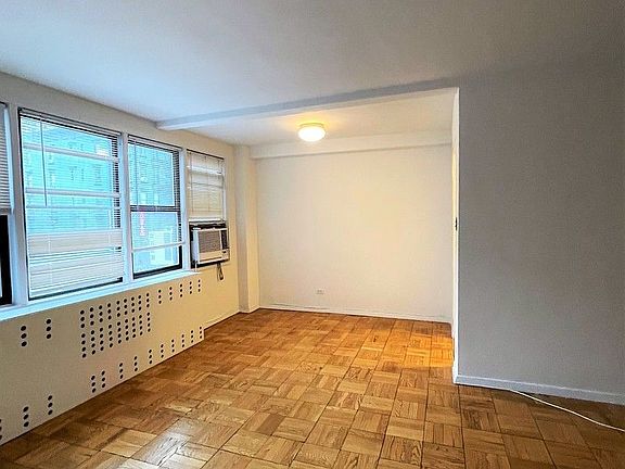 5th image of 241 E 76th St APT 3G