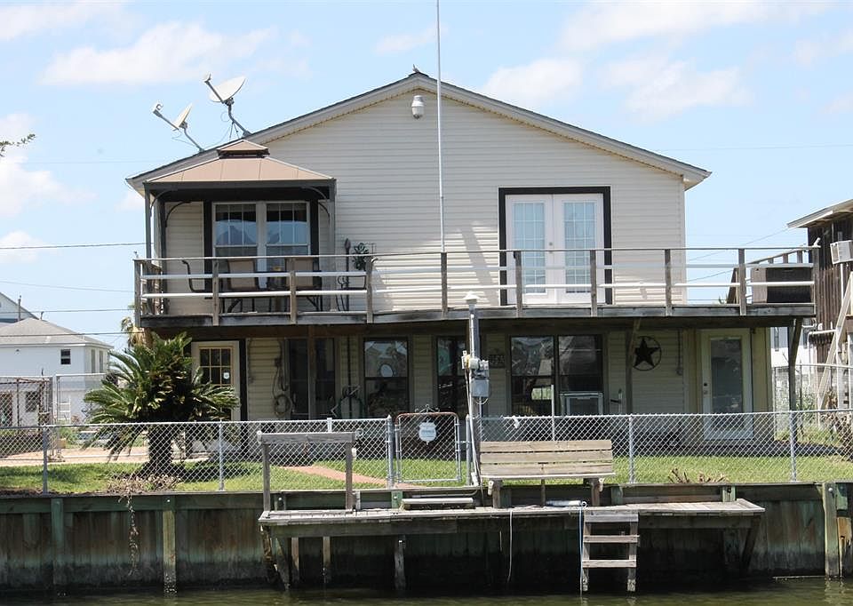 1st image of 14 Dolphin St