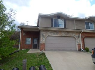 143 Hickory Ridge Dr #D, Saint Robert, MO 65584