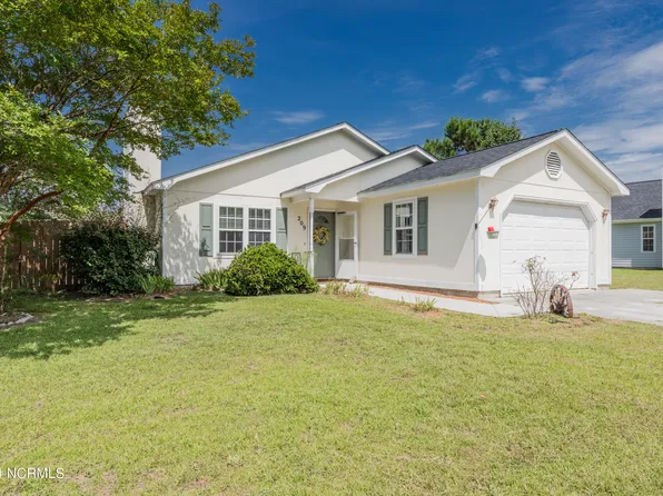 209 Glenwood Drive, Hubert, NC 28539