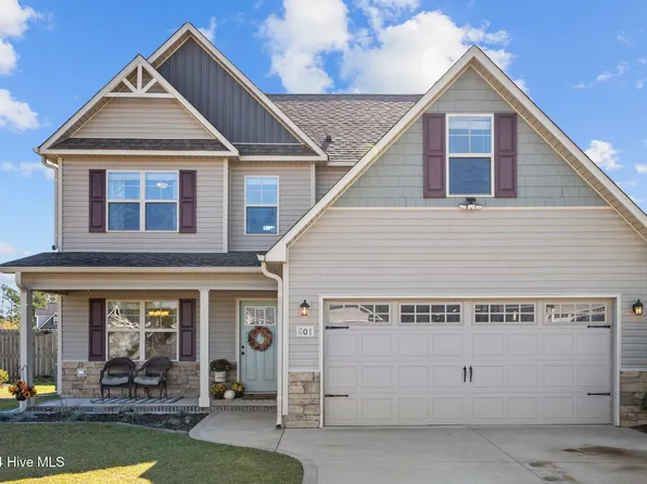 801 Cross Wind Court, Sneads Ferry, NC 28460