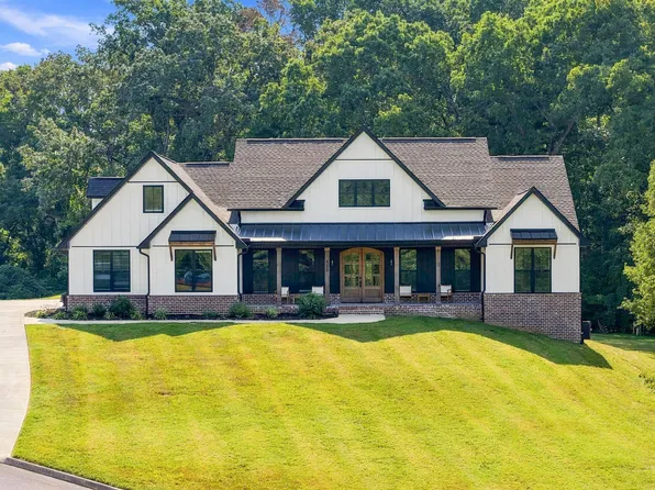 500 Cow Poke Ln, Rutledge, TN 37861
