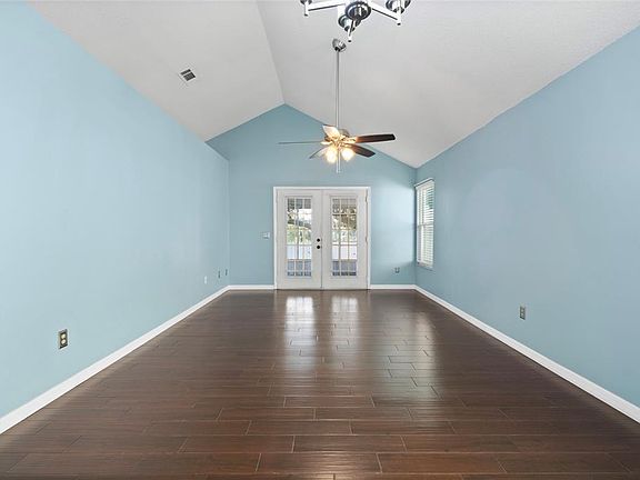 4th image of 5292 ROCKING HORSE PLACE