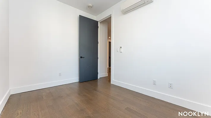 Rented by Nooklyn NYC LLC | media 15