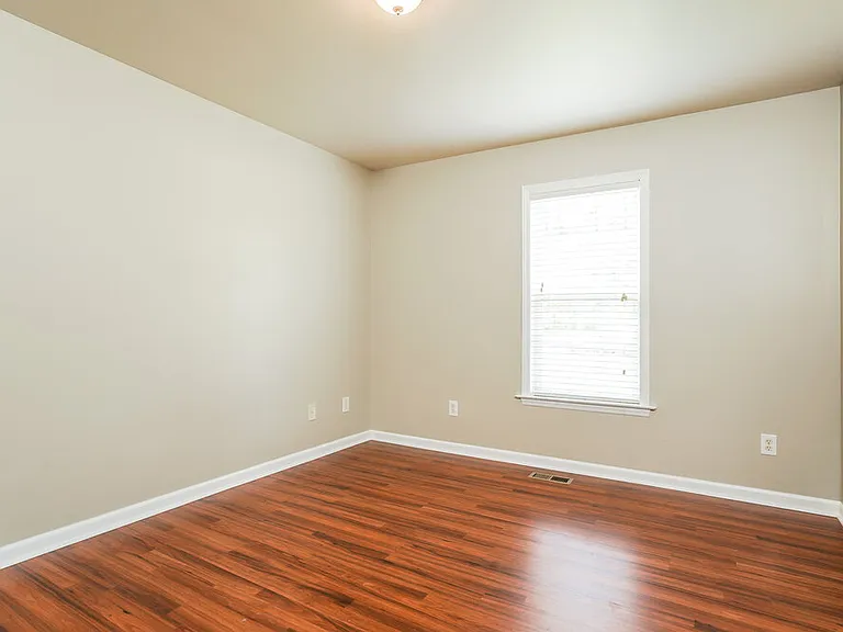 305 Wood Green Dr — Photo 14
