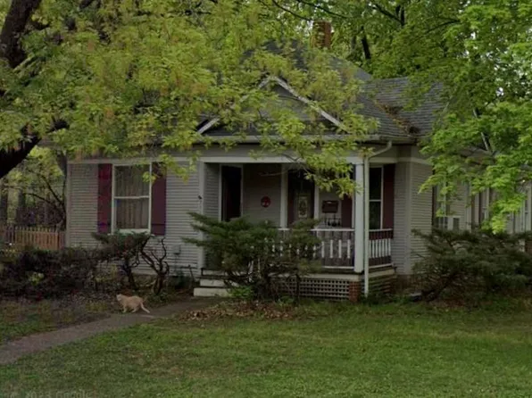 7717 W 80th St, Overland Park, KS 66204