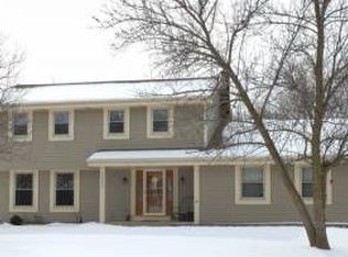 16655 Lillan Rd, Brookfield, WI 53005