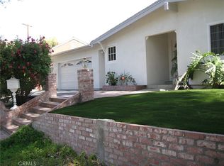 22028 Independencia St, Woodland Hills, CA 91364