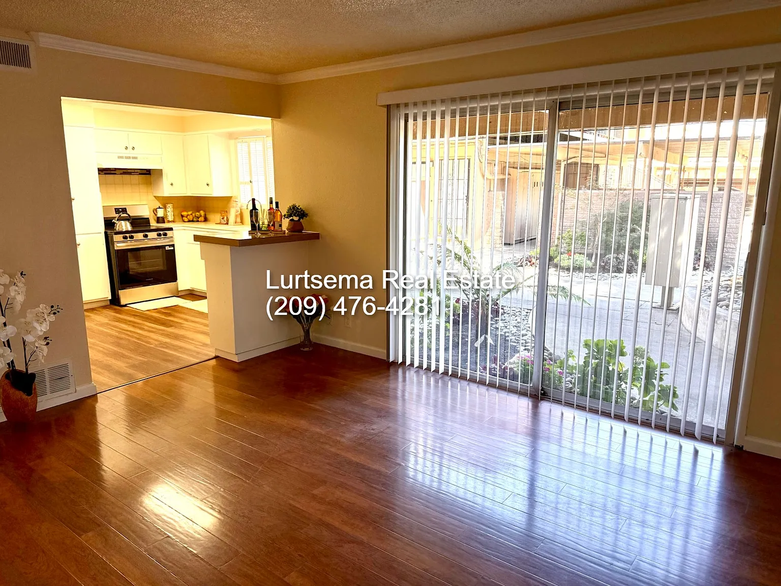 2 bed, 900 sqft, $1,850 — Photo 4