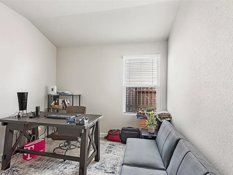 18903 Austin Ridge Dr — Photo 10