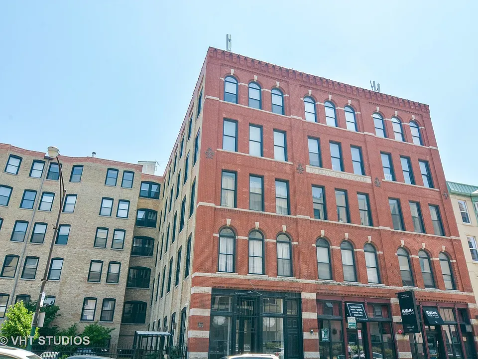 525 N Halsted St #213
