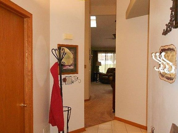3rd image of 8531 Orchard Dr