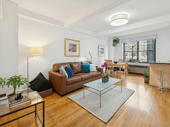 200 E 16th St APT 3L, New York, NY 10003