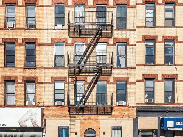 293 Irving Avenue image 8 of 8