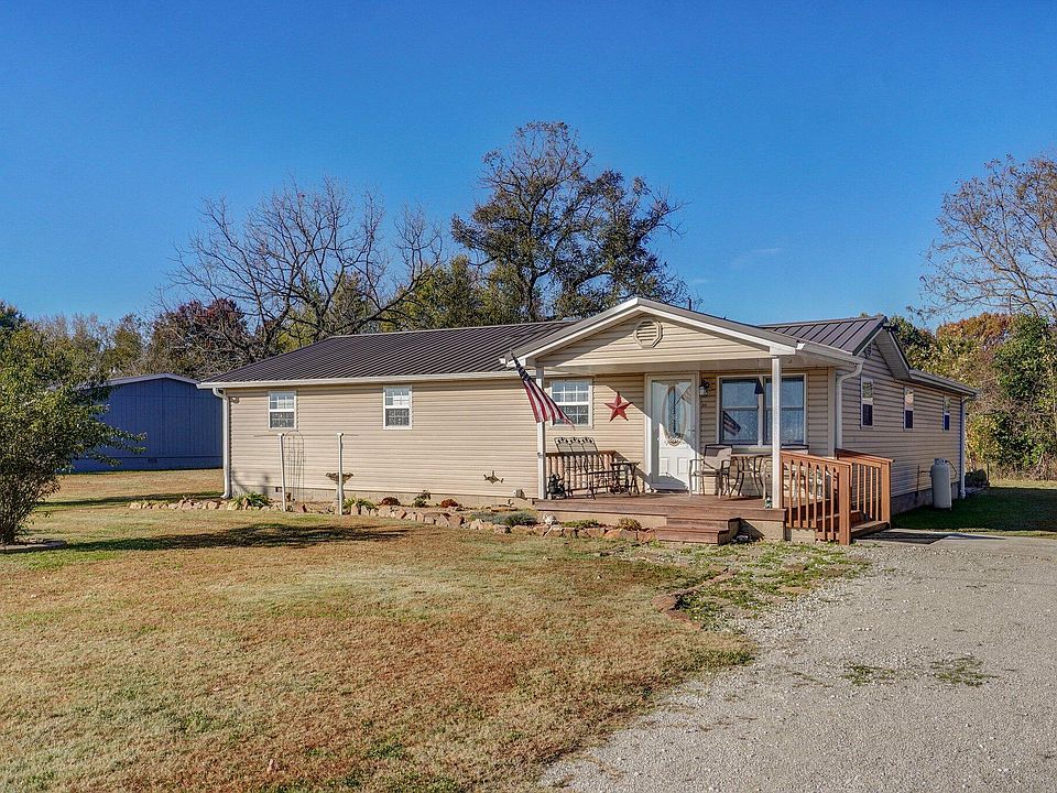 711 Doc Miller Road, Blue Eye, MO 65611