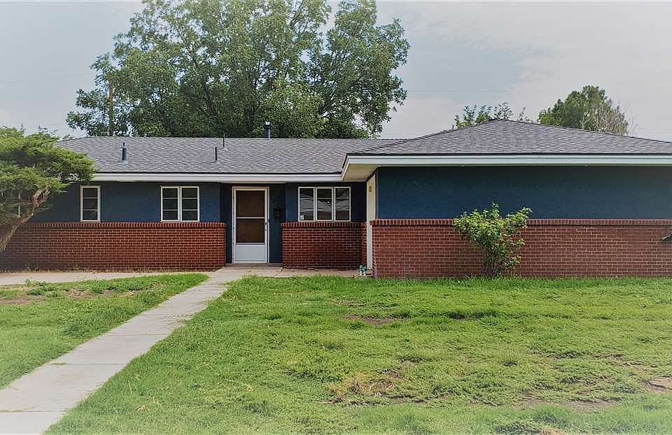 1st image of 19 Forest Dr