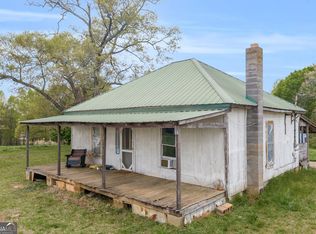 3133 Pea Ridge Rd, Cornelia, GA 30531