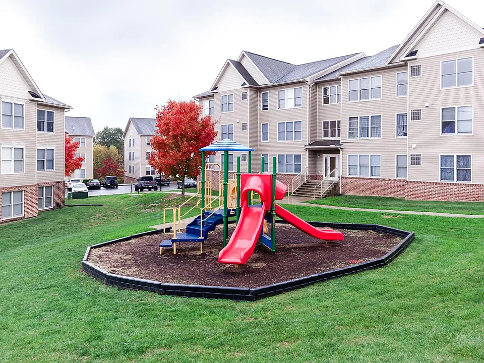 Brookmeade Apartments