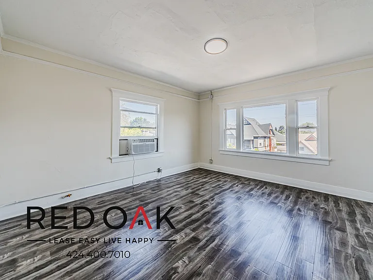 1026 W 22nd St #14 — Photo 3