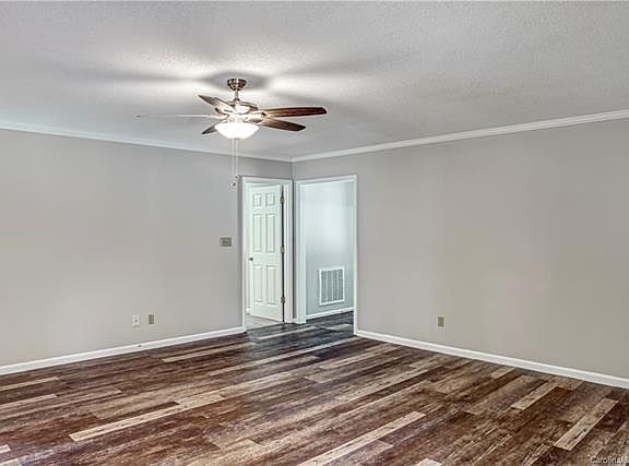 5th image of 148 Eastwood Dr