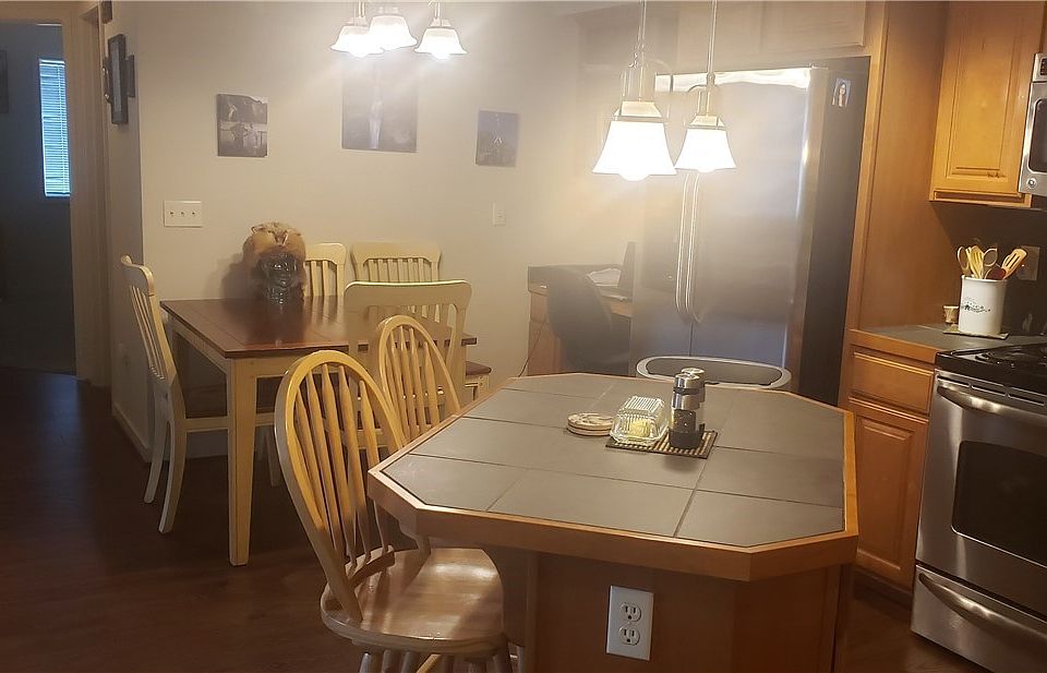 1st image of 13413 97th Ave E Unit 202