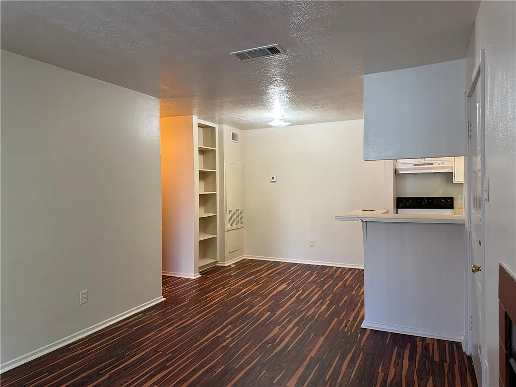 2 bed, 771 sqft, $850 — Photo 4