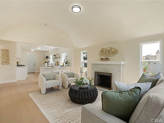 4th image of 3501 W 59th Pl
