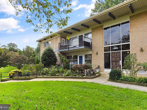 2nd image of 4909 Americana Dr APT 206