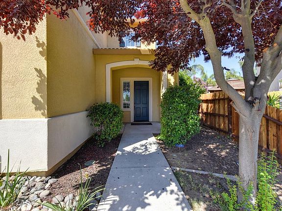 5th image of 9354 Whites Landing Ct