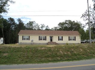 17 Pond Park Rd, Lancaster, VA 22503