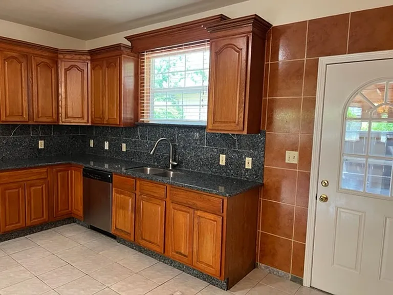3515 California Ave — Photo 14