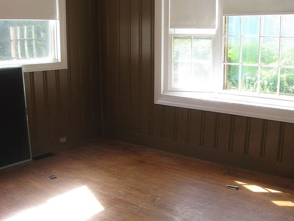 5th image of 12A Highland St