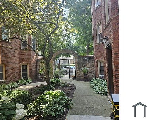 2nd image of 4128 N Kedvale Ave