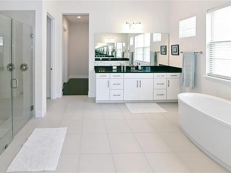 15704 Marina Bay Dr — Photo 34